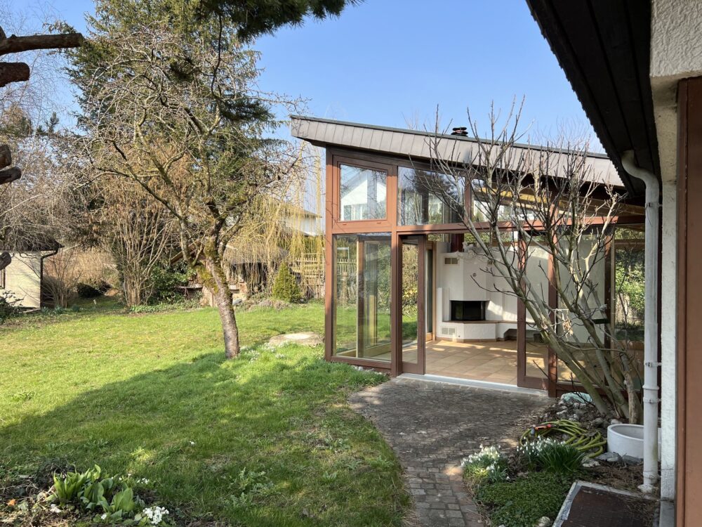 Herrschaftliches Wohngefühl im beheiztem Wintergarten