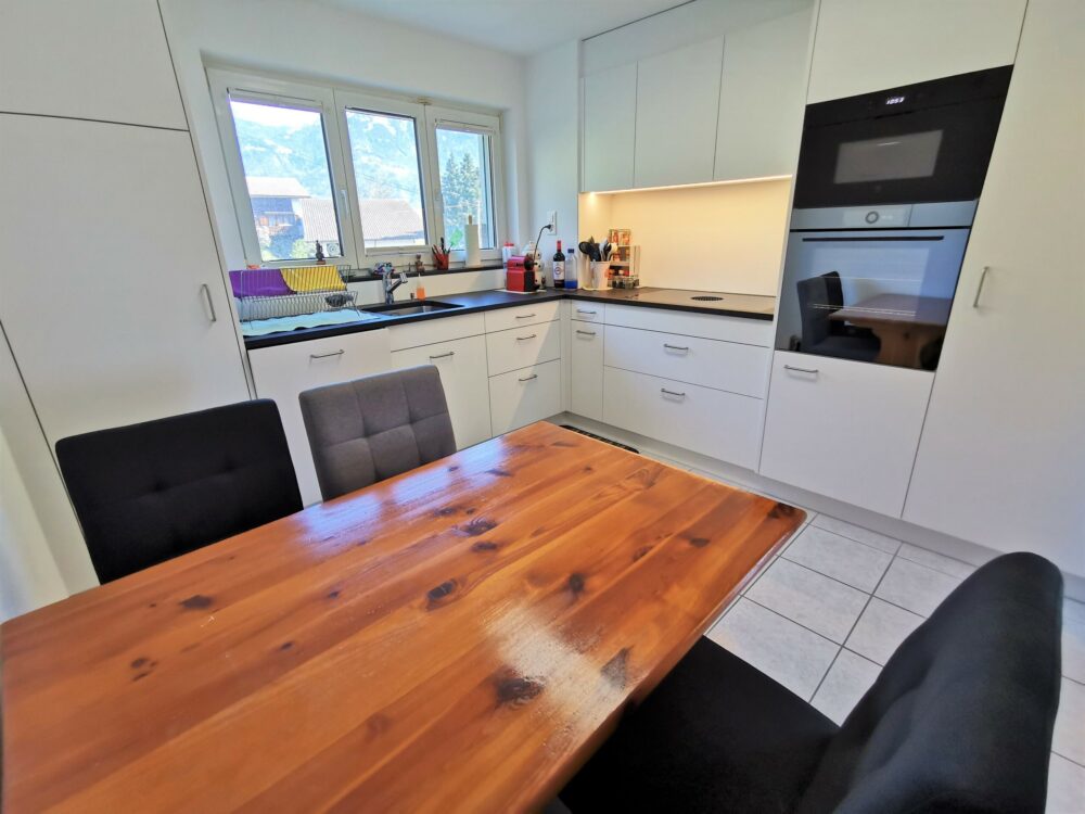 Moderne, renovierte Küche