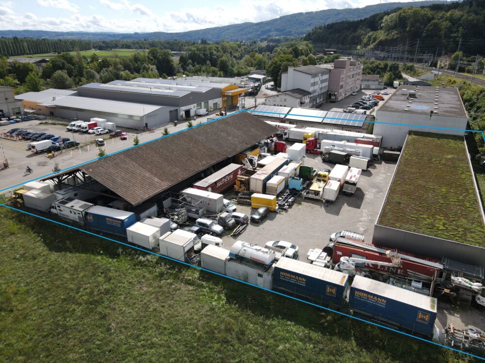 Fully developed - excellent transport connections