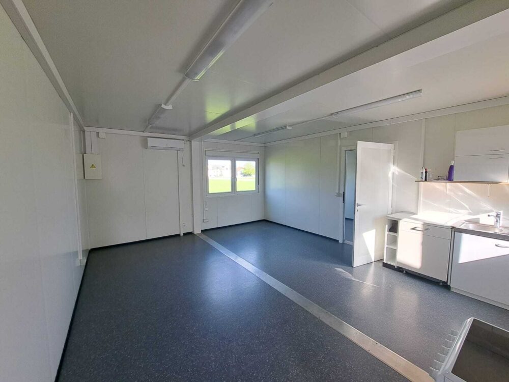 Küche mit Klimaanlage