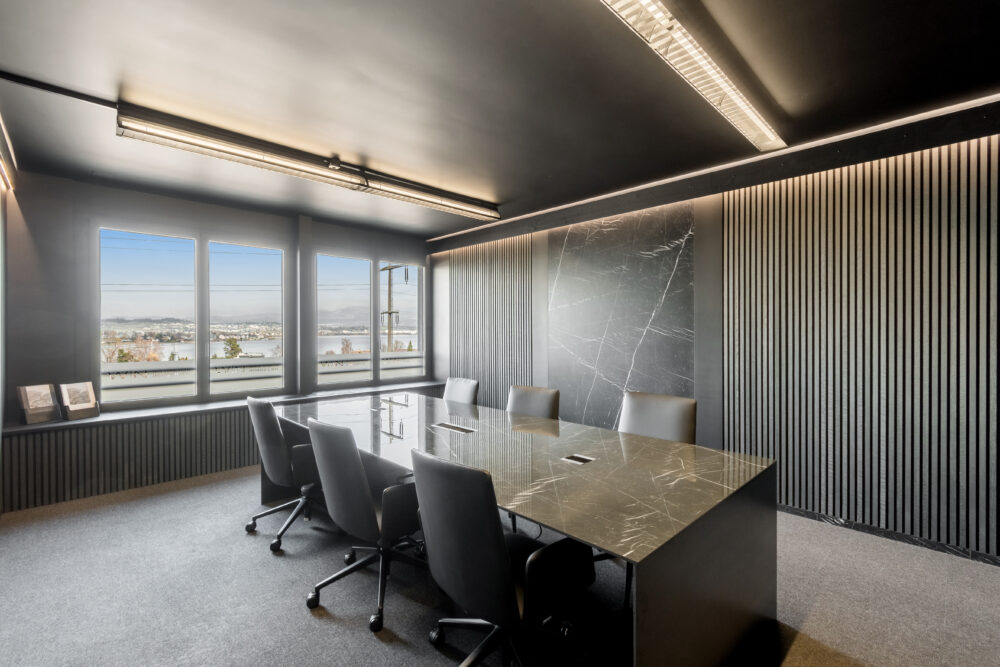 BLACK OFFICE im 3. OG