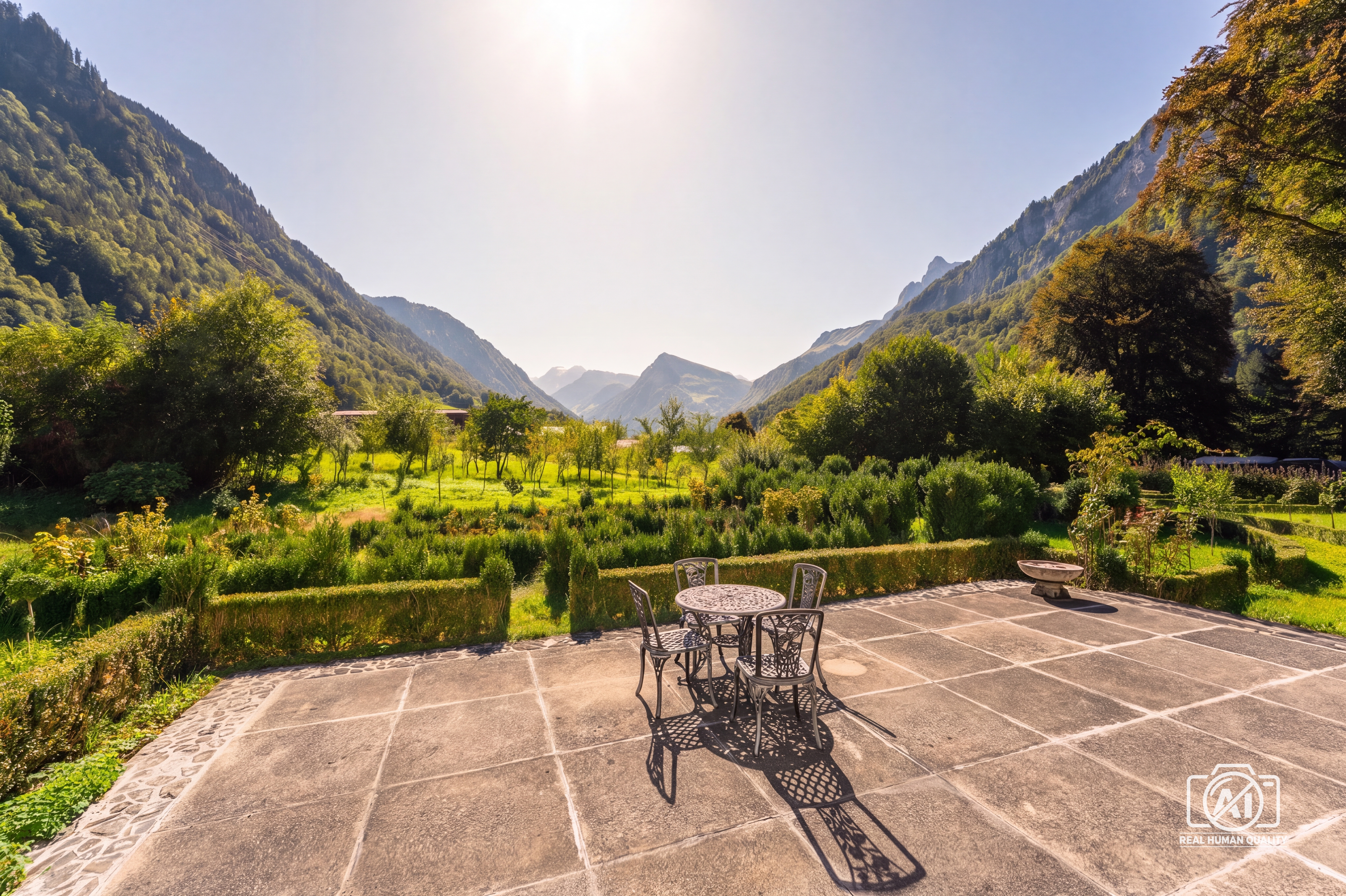 Terrasse mit Blick zum Tödi