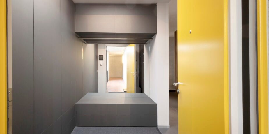 Eingang Exklusive 4.5 Zimmer Attika-Loft